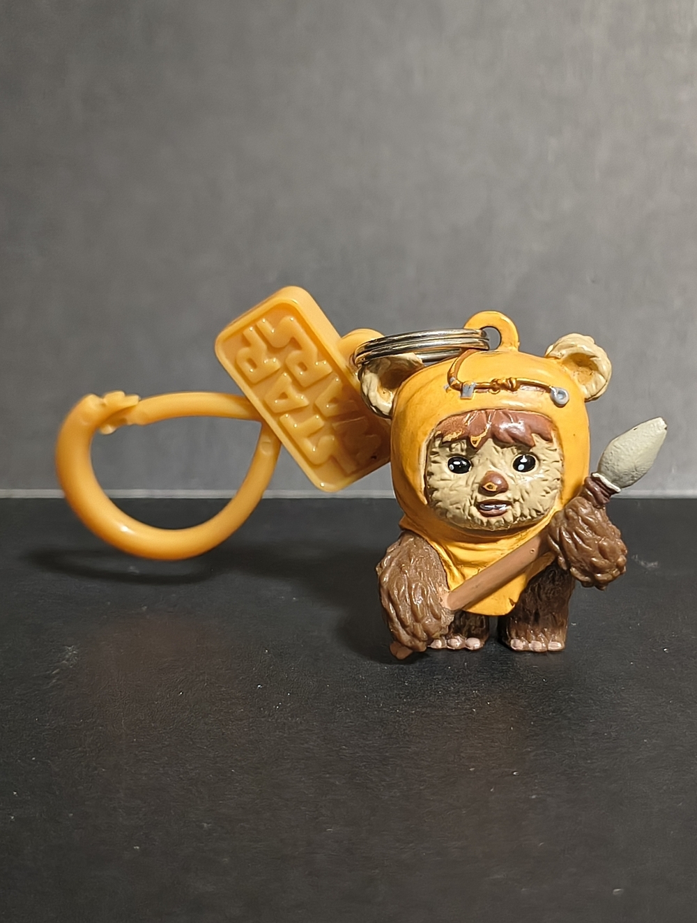 STAR WARS Wikcet the Ewok bag clip 2"